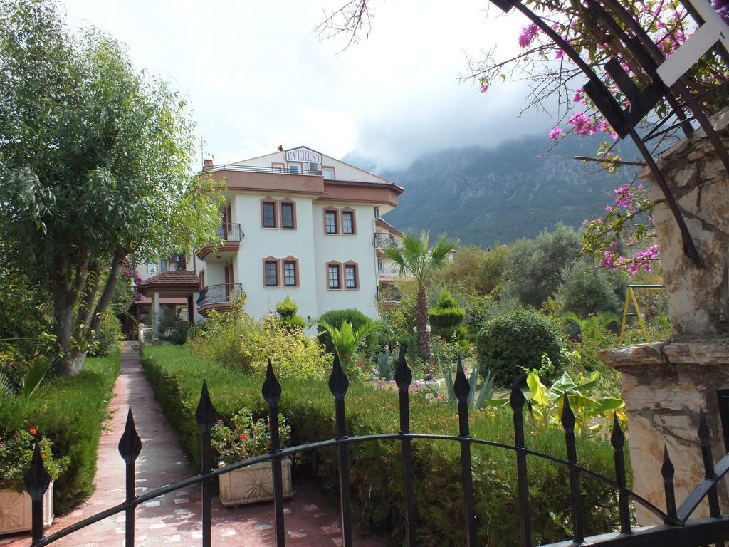 Everest Apart Hotel Oludeniz Exterior photo