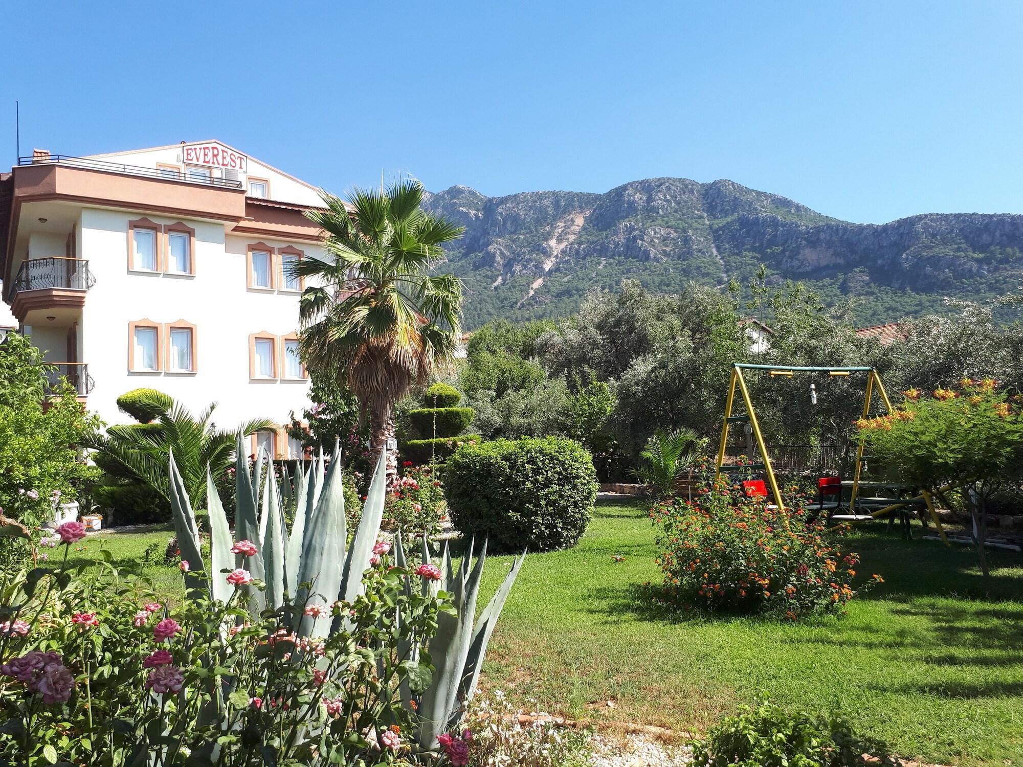 Everest Apart Hotel Oludeniz Exterior photo